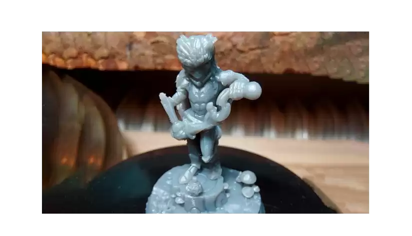 Gloomhaven Crimson Scales Miniatura